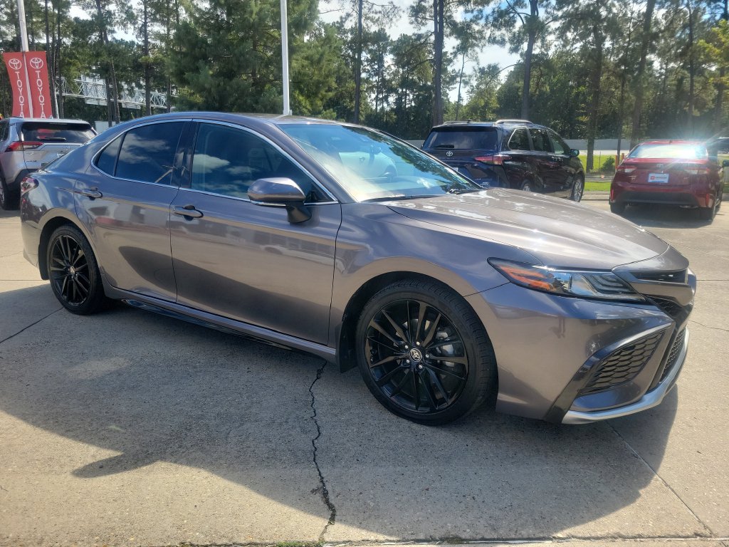 Certified 2021 Toyota Camry XSE FWD image 9
