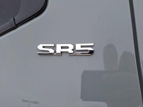 Used 2026 Toyota Tundra SR5 AWD/4WD image 13