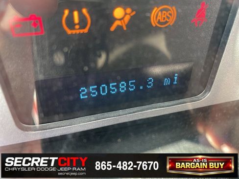 Used 2010 Mercury Mariner Premier image 10