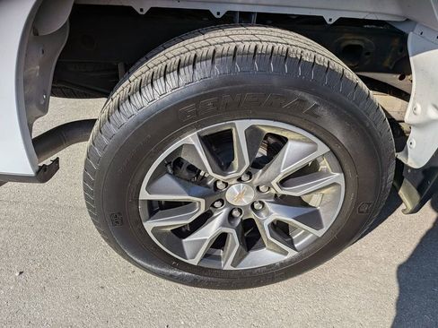 Certified 2023 Chevrolet Silverado 1500 LT image 10