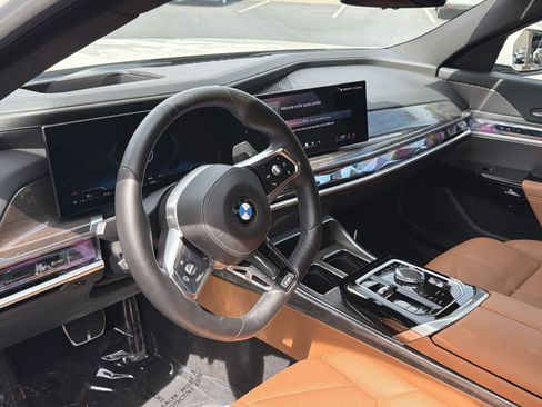 Certified 2025 BMW 740i RWD image 19