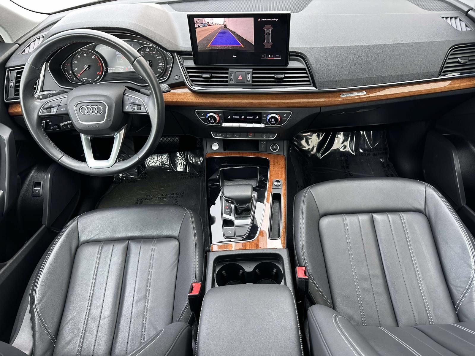 Used 2023 Audi Q5 2.0T Premium w/ Convenience Package AWD/4WD image 10