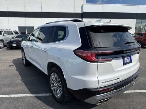Used 2025 GMC Acadia Denali w/ LPO, Floor Liner Package AWD/4WD image 5