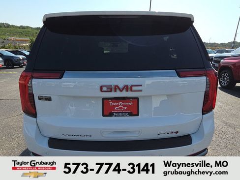 Used 2026 GMC Yukon XL AT4 w/ AT4 Premium Plus Package AWD/4WD image 7
