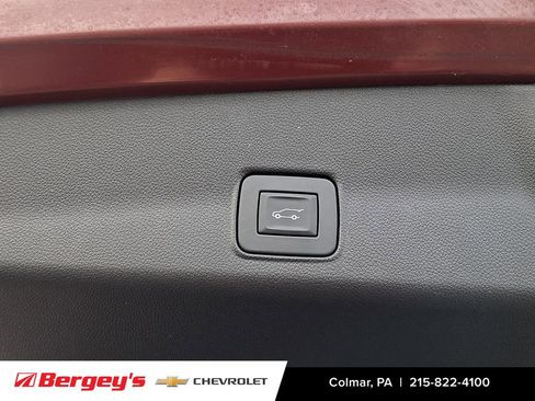 Certified 2023 Chevrolet TrailBlazer RS w/ Sun and Liftgate Package image 32