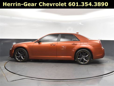 Used 2021 Chrysler 300 S image 4