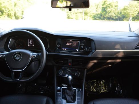 Used 2020 Volkswagen Jetta S FWD image 18