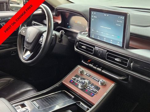 Used 2023 Lincoln Aviator Reserve AWD/4WD image 23