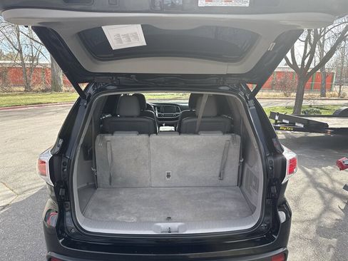 Used 2015 Toyota Highlander XLE image 15