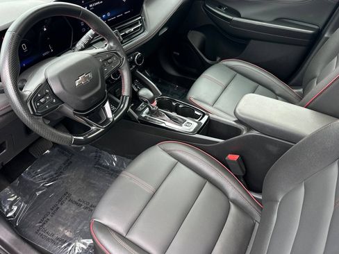 Used 2024 Chevrolet TrailBlazer RS w/ Convenience Package FWD image 10