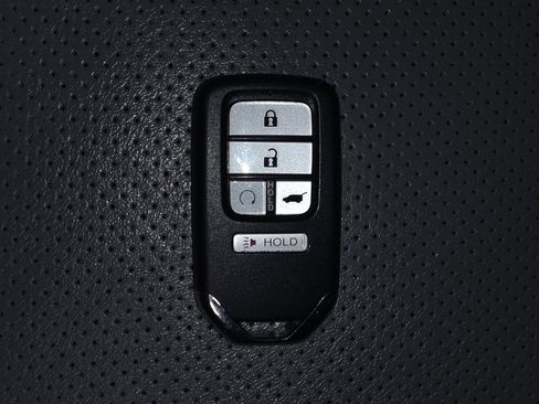 Used 2017 Honda Pilot Elite image 32