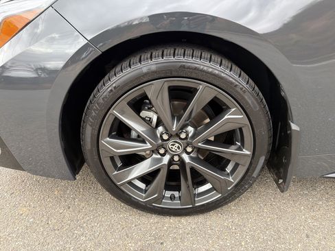 Used 2025 Toyota Corolla SE image 11