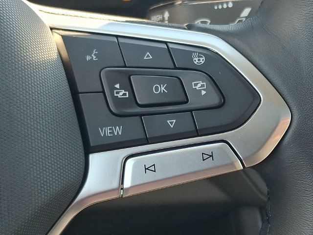 Used 2024 Volkswagen Jetta SEL FWD image 22