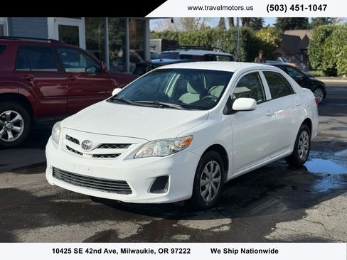 Used 2013 Toyota Corolla L image 2