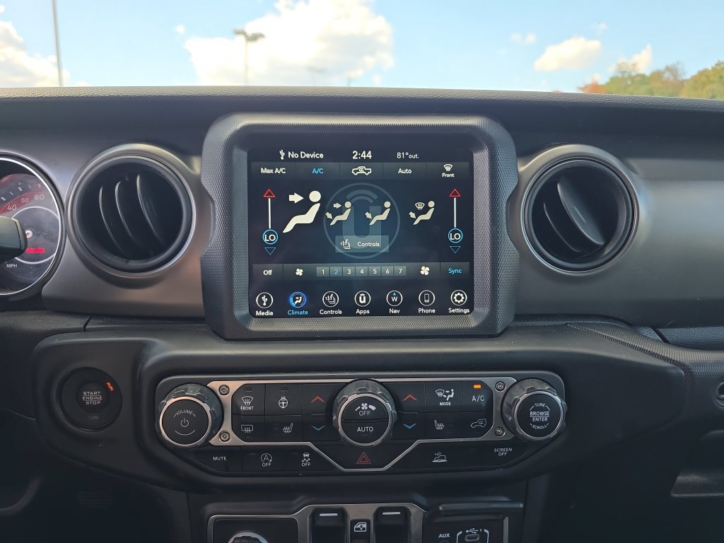 Used 2022 Jeep Gladiator Sport AWD/4WD image 31