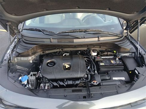 Certified 2025 Kia Soul LX w/ LX Technology Package image 24