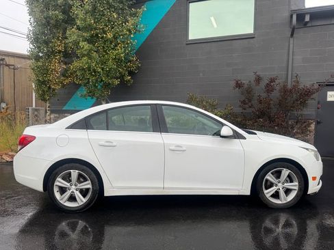 Used 2013 Chevrolet Cruze LT image 6