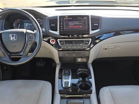 Used 2017 Honda Pilot Elite image 59