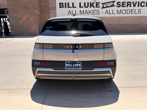 Used 2025 Hyundai Ioniq 5 SE RWD image 9