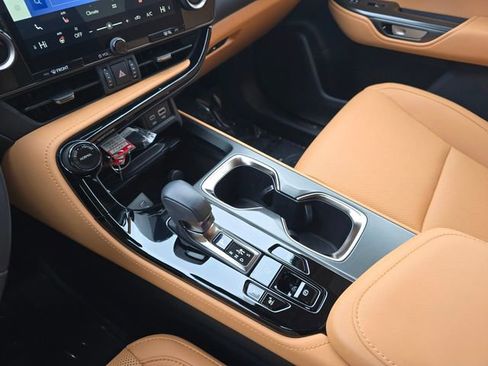 Used 2025 Lexus NX 350 AWD image 19