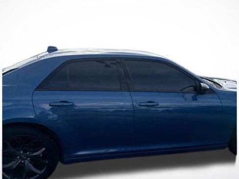Used 2021 Chrysler 300 Touring w/ Sport Appearance Package image 9