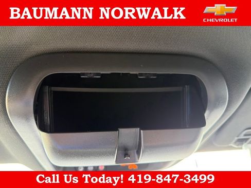 Used 2024 Buick Enclave Essence w/ Sport Touring Edition FWD image 28