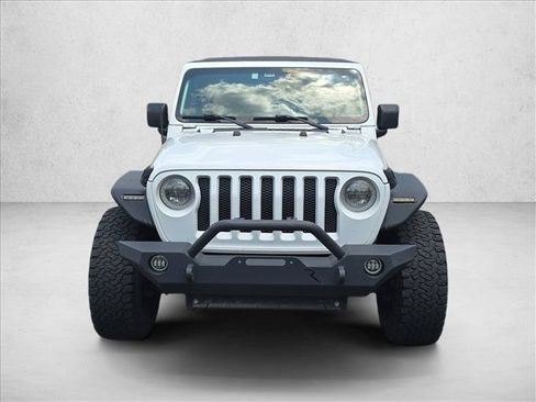 Used 2018 Jeep Wrangler Unlimited Sport AWD/4WD image 2