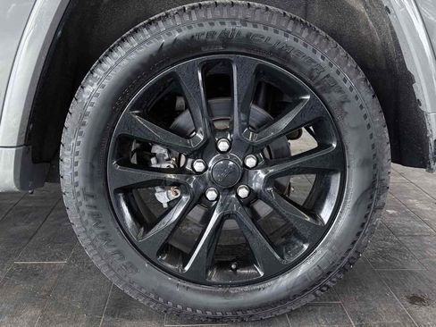 Used 2021 Jeep Grand Cherokee Laredo X image 38