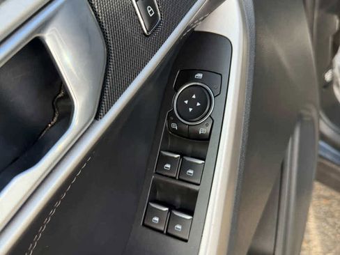 Used 2022 Ford Explorer XLT w/ Class IV Trailer Tow Package image 20