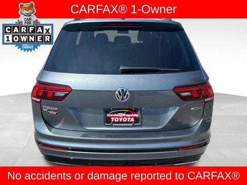 Used 2021 Volkswagen Tiguan SE R-Line AWD/4WD image 4