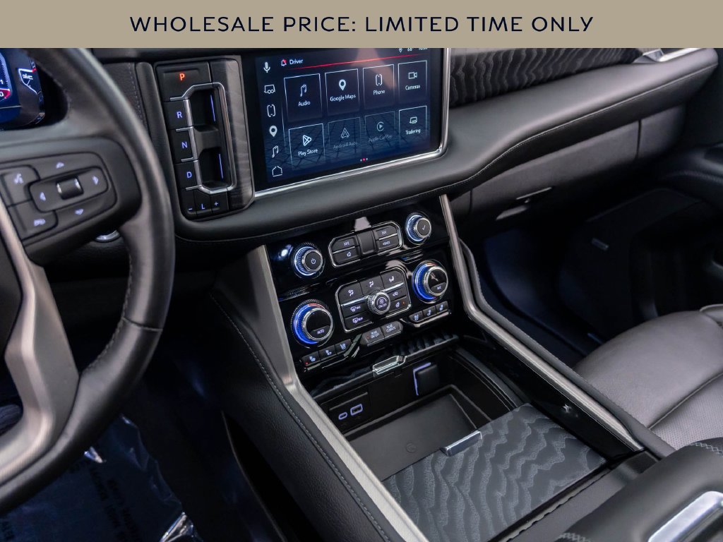 Used 2024 GMC Yukon Denali w/ Denali Reserve Package AWD/4WD image 11