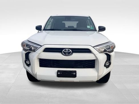 Used 2023 Toyota 4Runner SR5 image 2