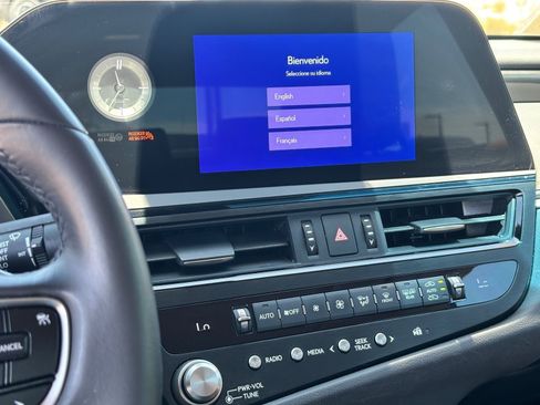 Used 2025 Lexus ES 350 FWD image 23