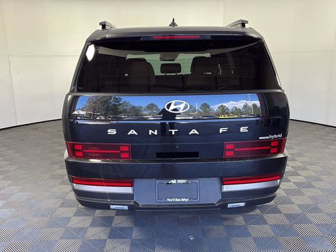 Used 2025 Hyundai Santa Fe Limited image 6