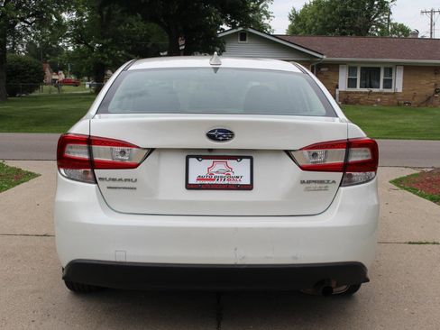 Used 2017 Subaru Impreza 2.0i Premium AWD/4WD image 8