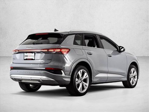 Used 2023 Audi Q4 e-tron Premium Plus w/ Premium Plus AWD/4WD image 5