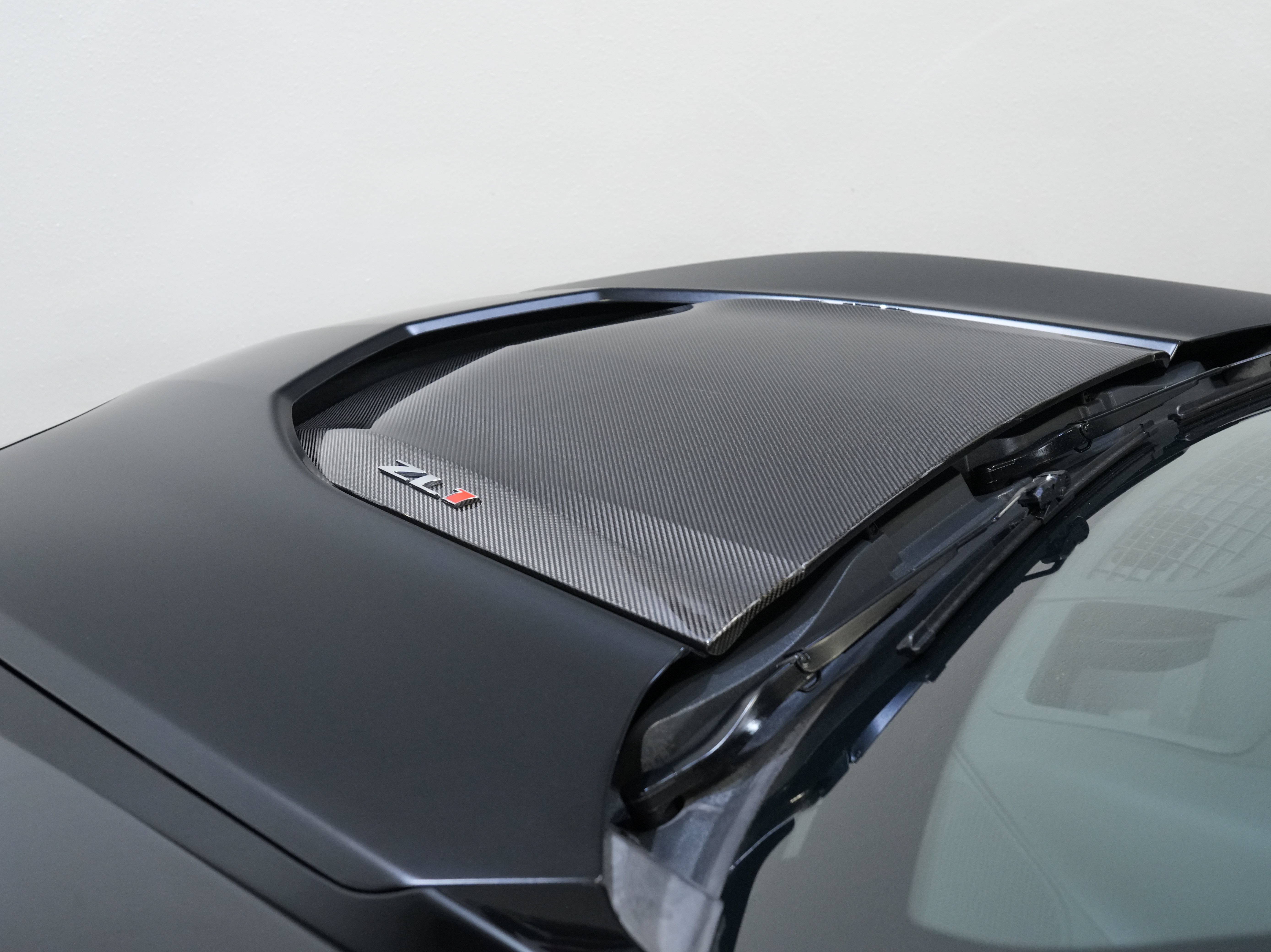 Used 2018 Chevrolet Camaro ZL1 RWD image 21
