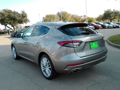 Used 2022 Maserati Levante GT image 13