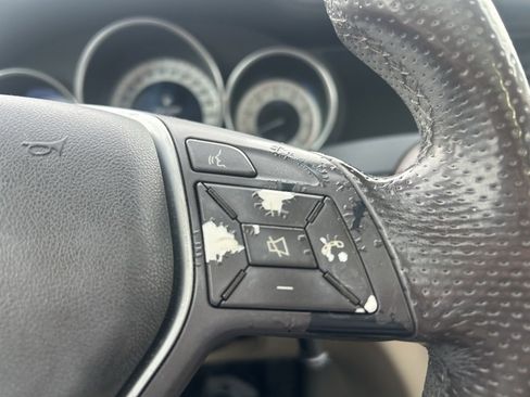 Used 2014 Mercedes-Benz C 300 4MATIC Sedan image 17