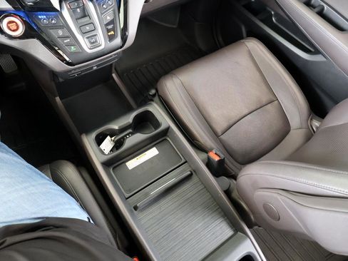 Used 2018 Honda Odyssey Elite image 53