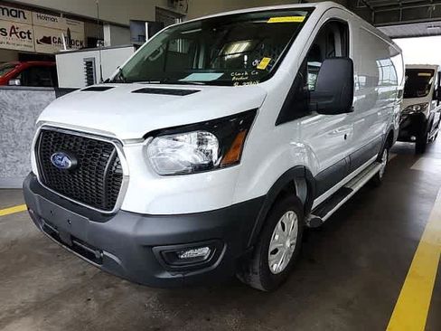 Used 2025 Ford Transit 250 Low Roof w/ Exterior Upgrade Package RWD image 2