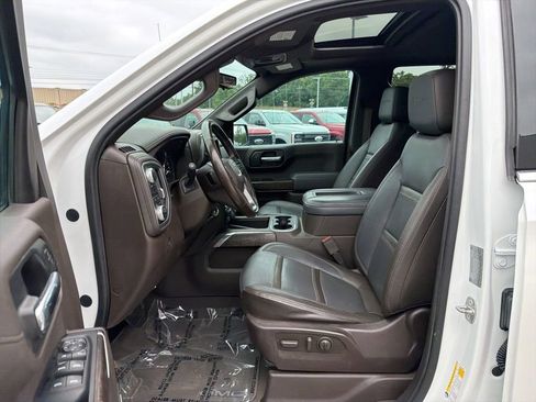 Used 2019 GMC Sierra 1500 Denali w/ Denali Ultimate Package AWD/4WD image 11