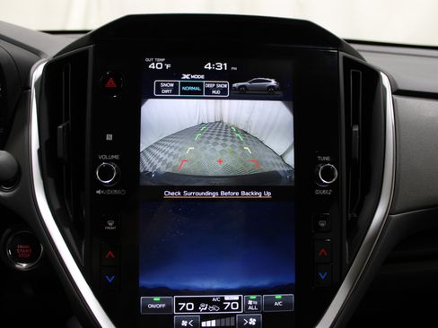 Used 2025 Subaru Crosstrek 2.0i Premium image 18