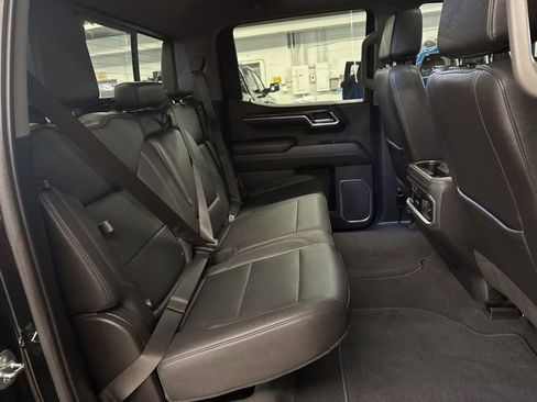 Used 2023 GMC Sierra 1500 SLT w/ SLT Convenience Package image 26