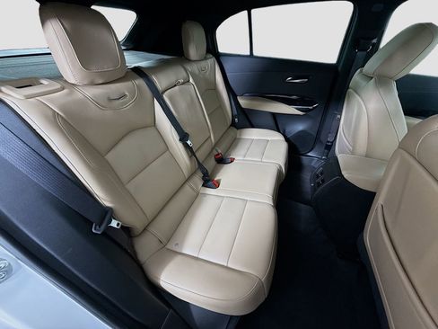 Used 2025 Cadillac XT4 Premium Luxury image 25