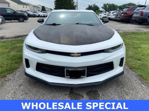 Used 2018 Chevrolet Camaro LS RWD image 8