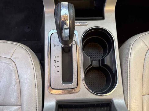 Used 2011 Ford Flex SEL w/ Rapid Spec Order Code FWD image 34