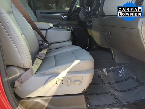 Used 2024 Chevrolet Silverado 3500 LTZ image 28