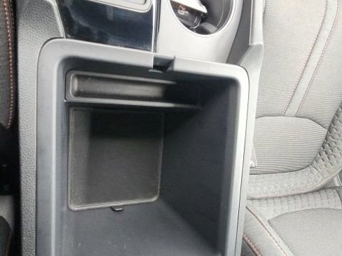 Used 2025 Honda Pilot Sport image 30