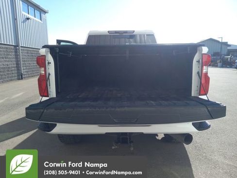 Used 2023 Chevrolet Silverado 3500 High Country w/ Z71 Off-Road Package image 26